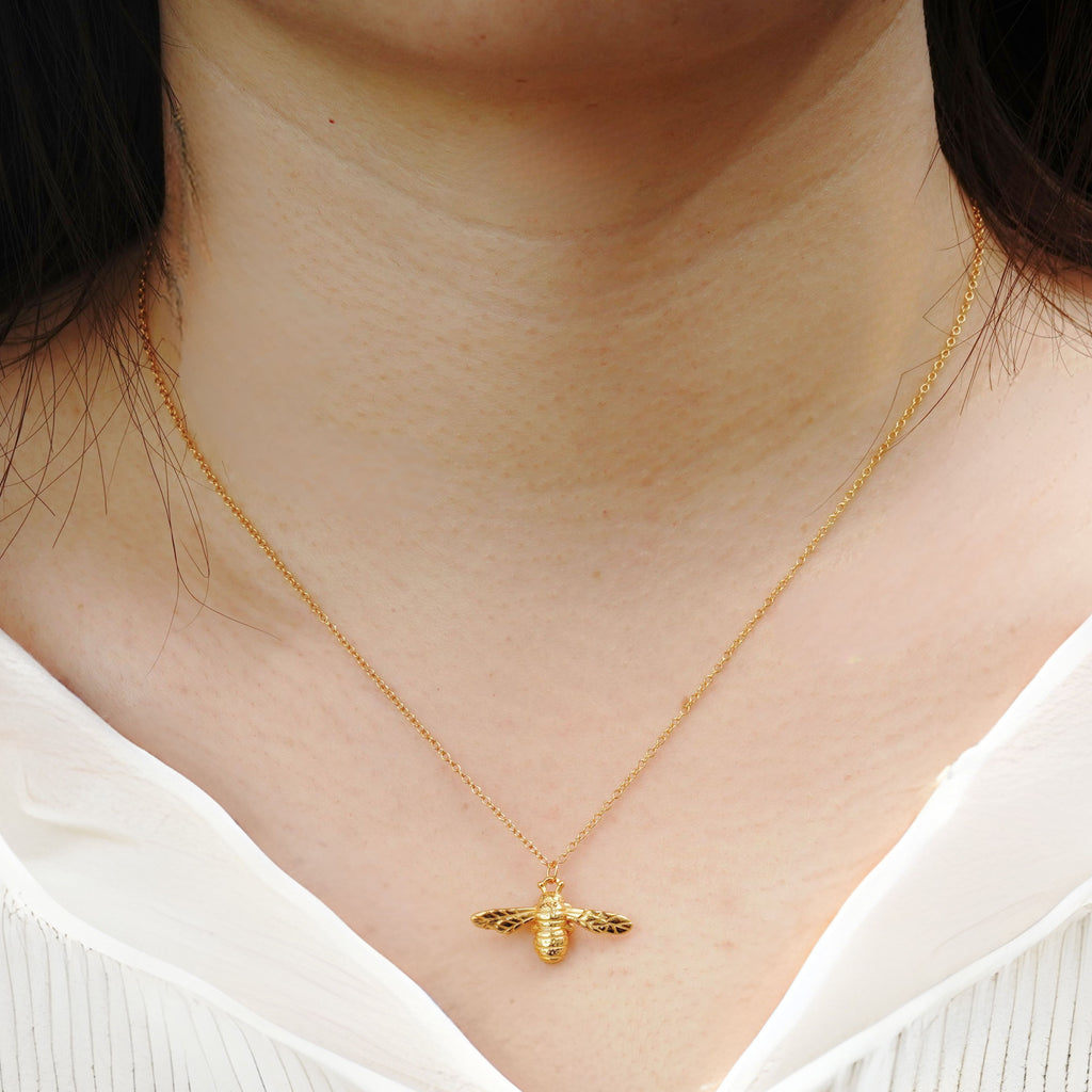 Bumble Bee Necklace Jewels by House of Aria1