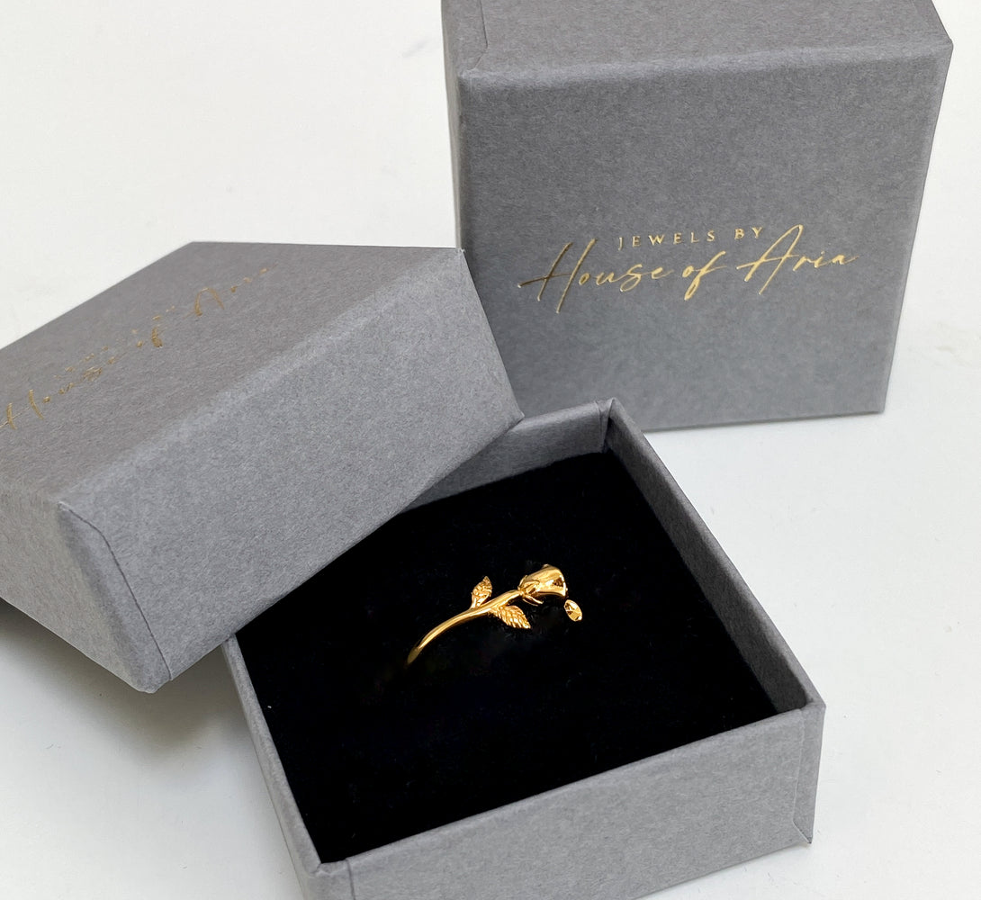 Rings arrive in luxury Gift box 