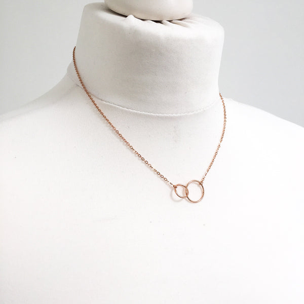 Rose Gold Interlocking Necklace