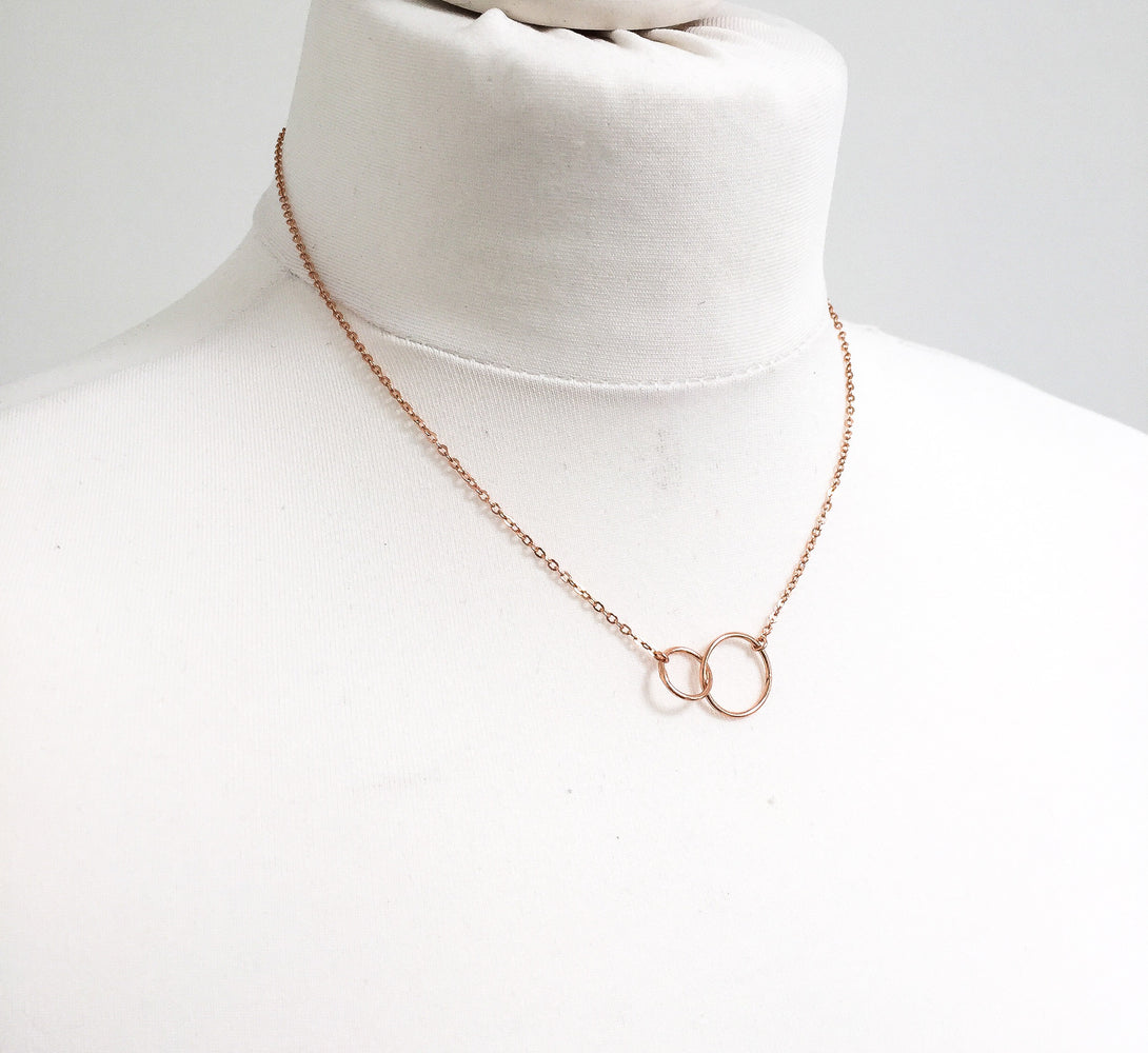 Rose Gold Interlocking Necklace