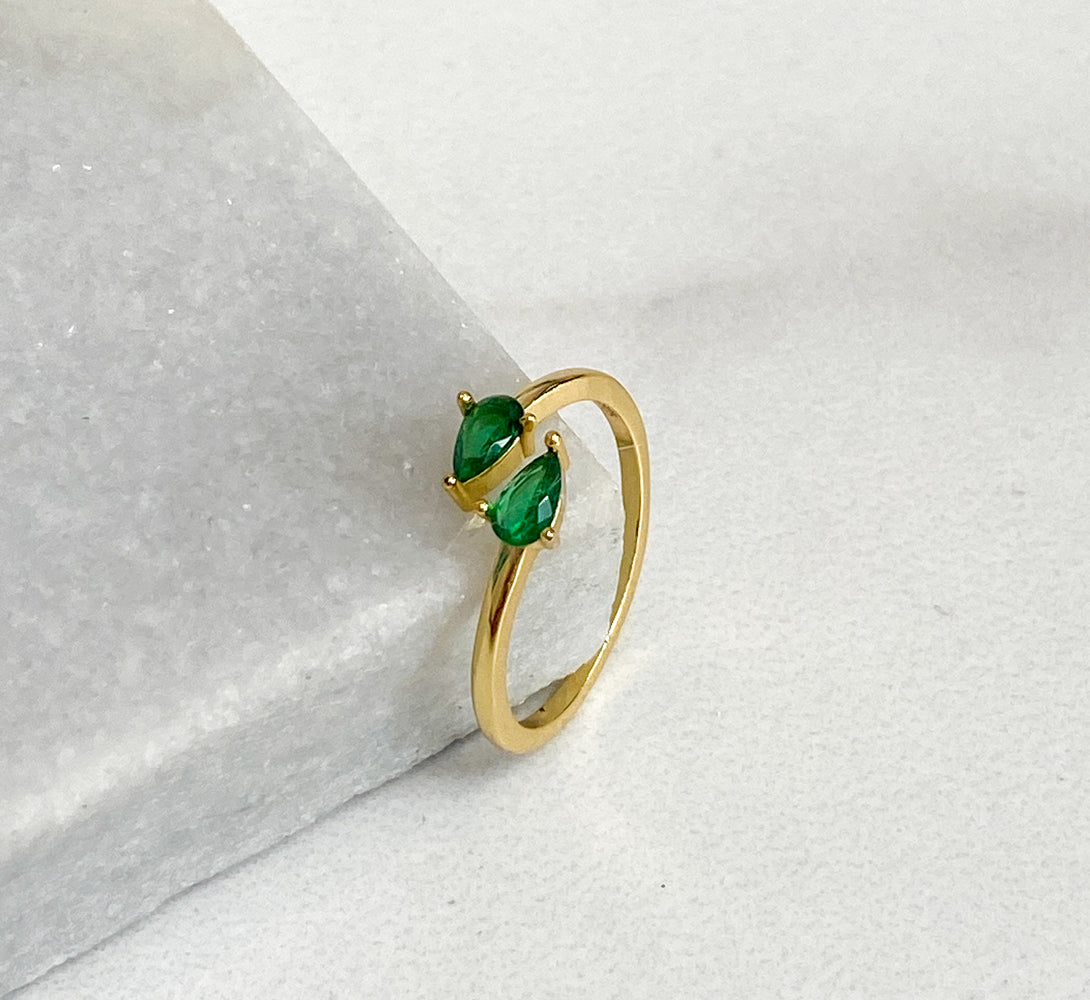 Emerald Green Crystal Ring (Gold)