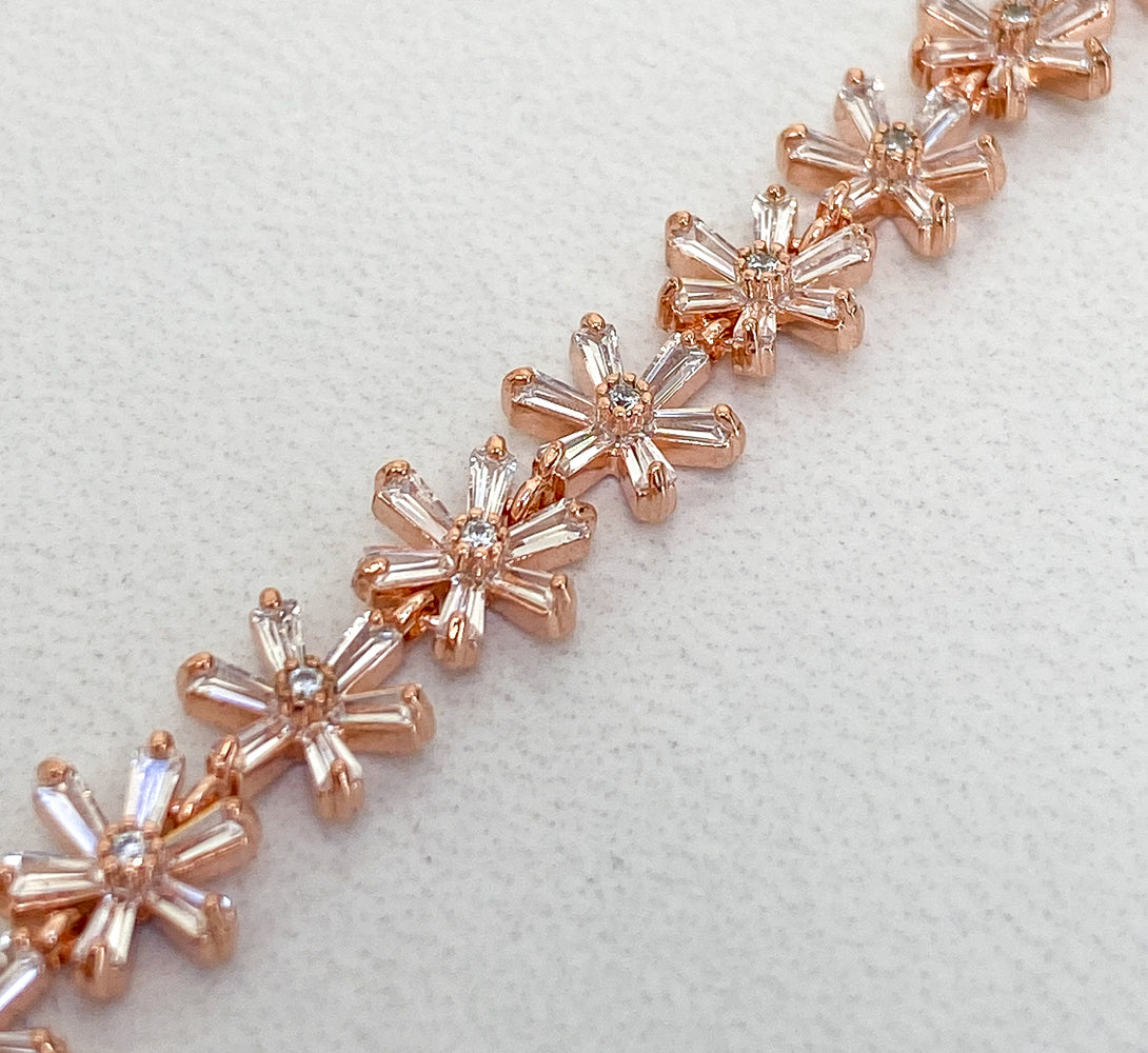 Rose Gold Daisy Choker Necklace