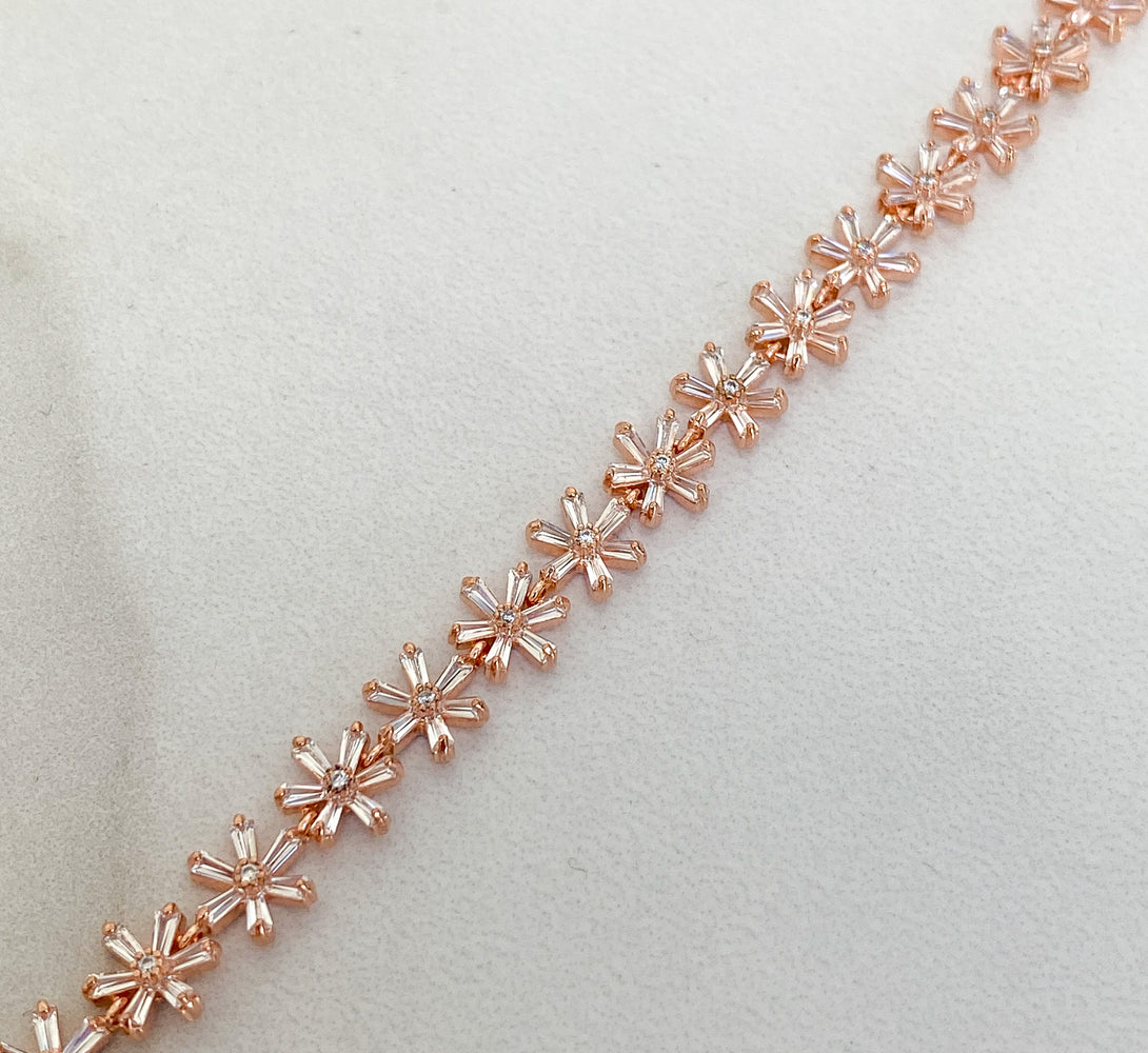 Rose Gold Daisy Choker Necklace
