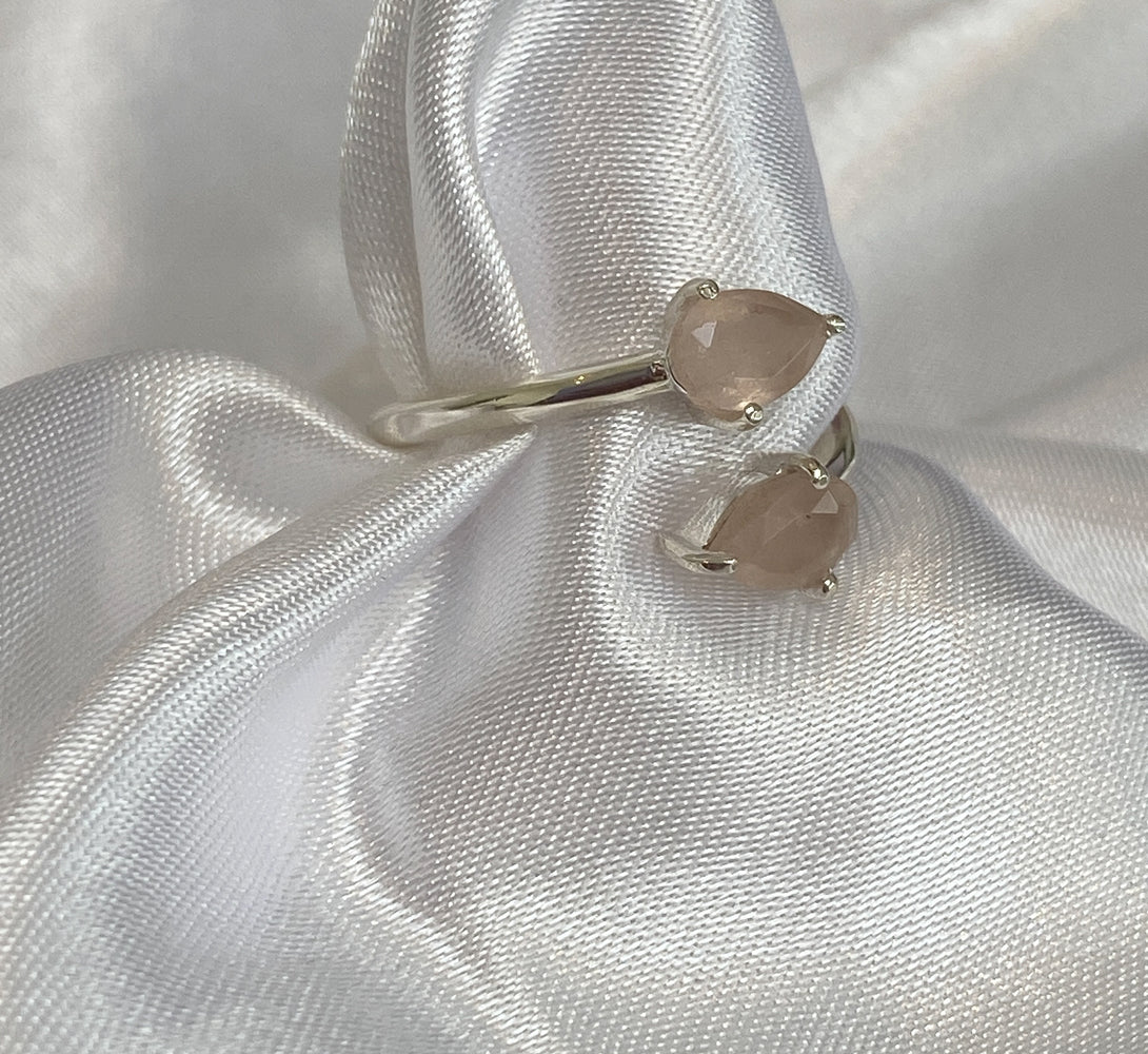 Rose Quartz Crystal Teardrop Ring (Sterling Silver)