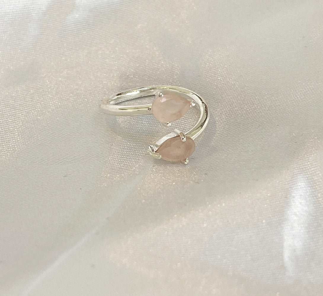 Rose Quartz Crystal Teardrop Ring (Sterling Silver)