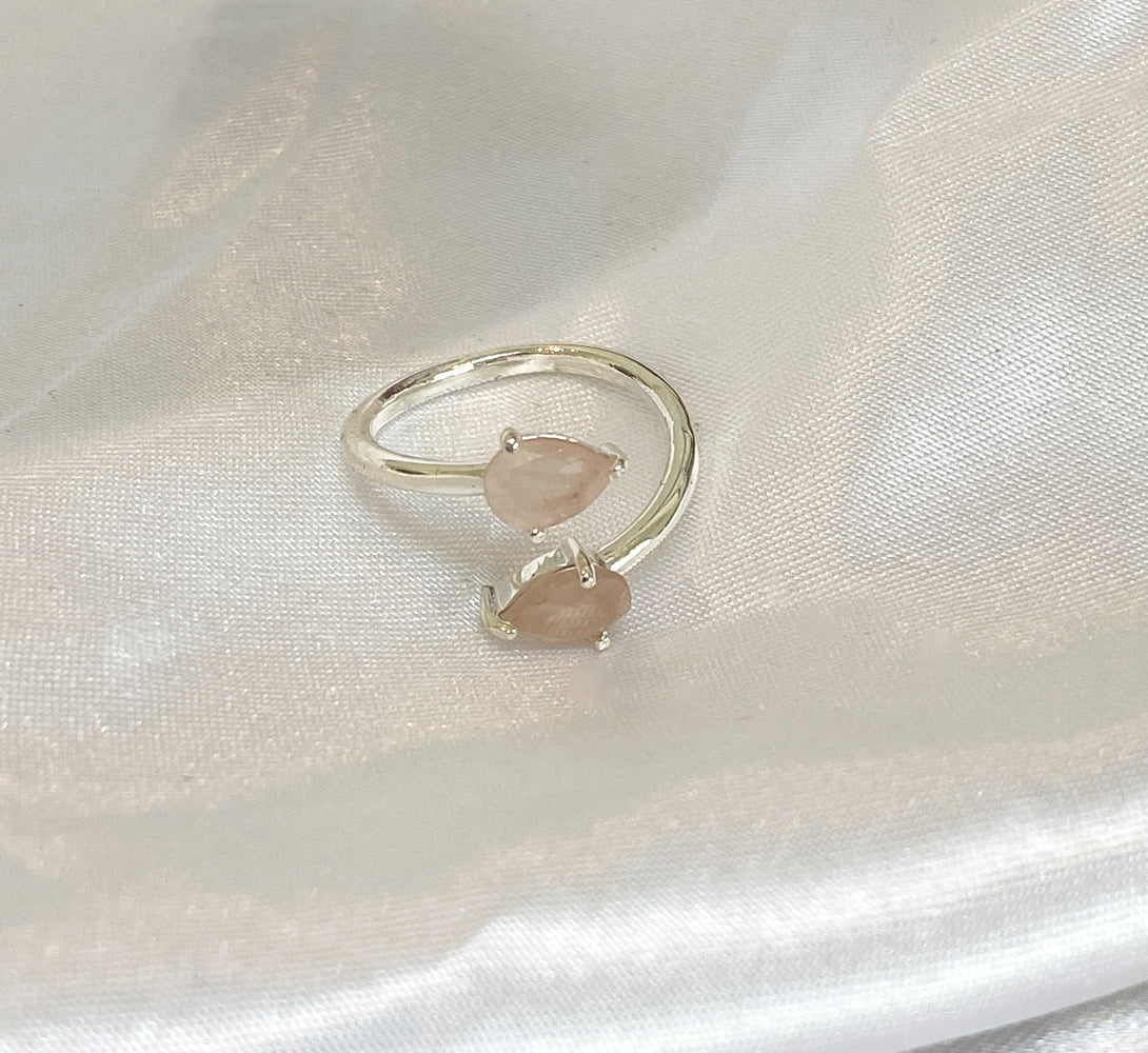 Rose Quartz Crystal Teardrop Ring (Sterling Silver)