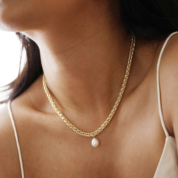 PETRA Freshwater Pearl Gold Chain Necklace