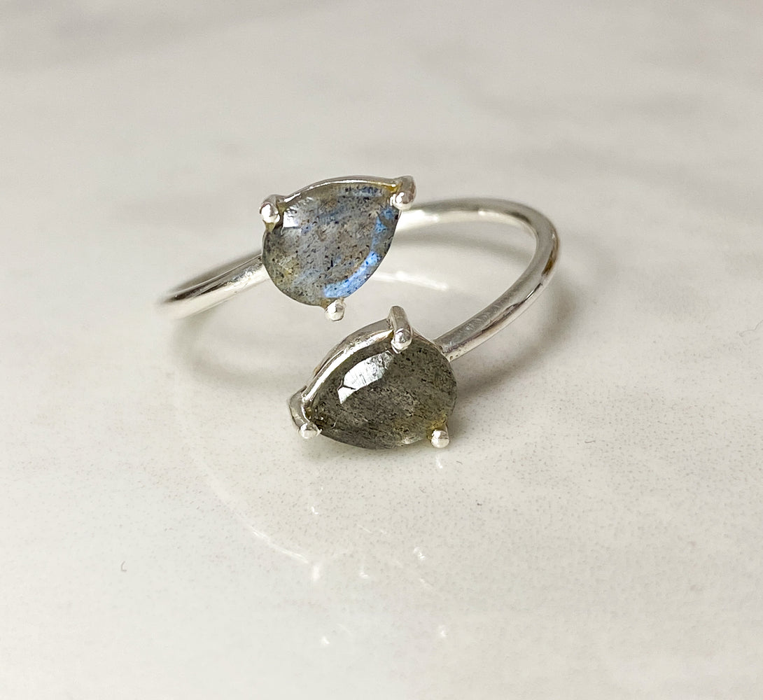 Labradorite crystal sterling silver ring 