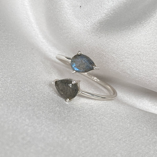 Sterling Silver Labradorite Crystal Teardrop Ring